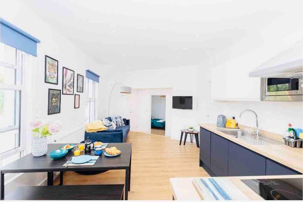 Sleeps 6 The Lovely Lymington Lock Off Екстериор снимка